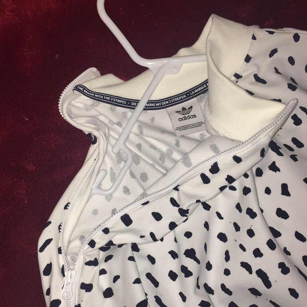Limited edition Adidas long sleeve ❤️